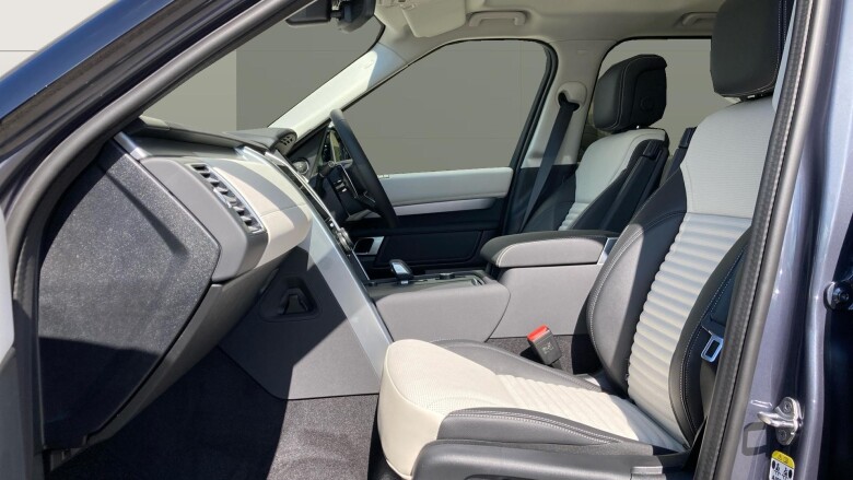 Land Rover Discovery 3.0 D350 Dynamic SE 5dr Auto Diesel Station Wagon